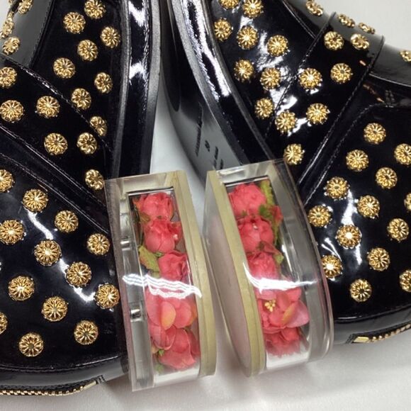 Alexander McQueen Runway Black Leather Ankle Boots with Floral Block Heels - Picture 15 of 17